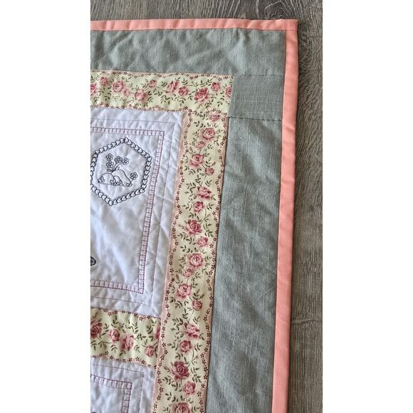 Sweet " Little Quilting Lady " Machine Embroidered Squares  On A Quilt 47x37" - Picture 15 of 16